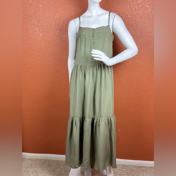 Z Supply Light Green Maxi Dress Size Medium.   E11 - Picture 10 of 17